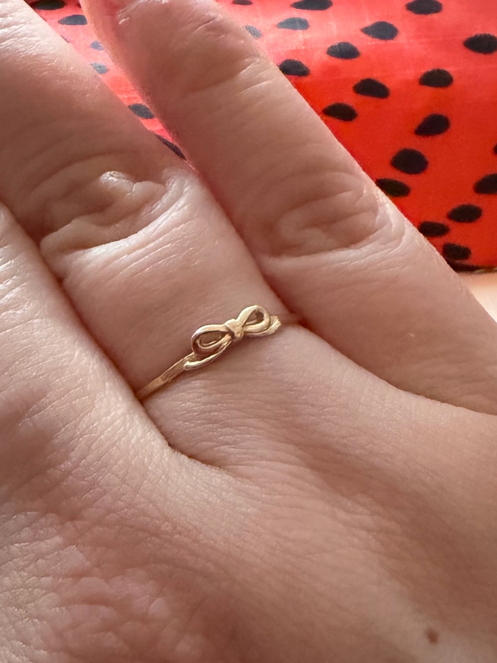 Catbird Toy Bow Gold Stacking Ring size 7